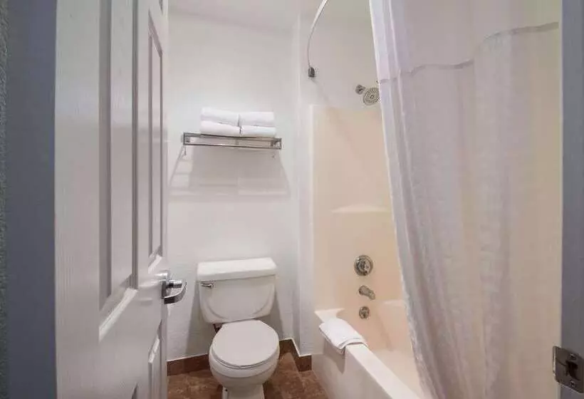 ホテル Quality Inn Midvale  Salt Lake City South