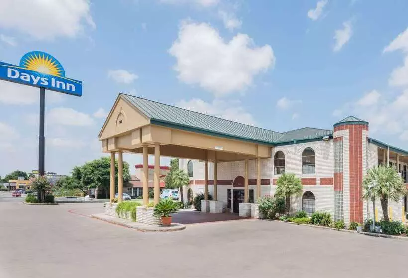 모텔 Days Inn By Wyndham New Braunfels