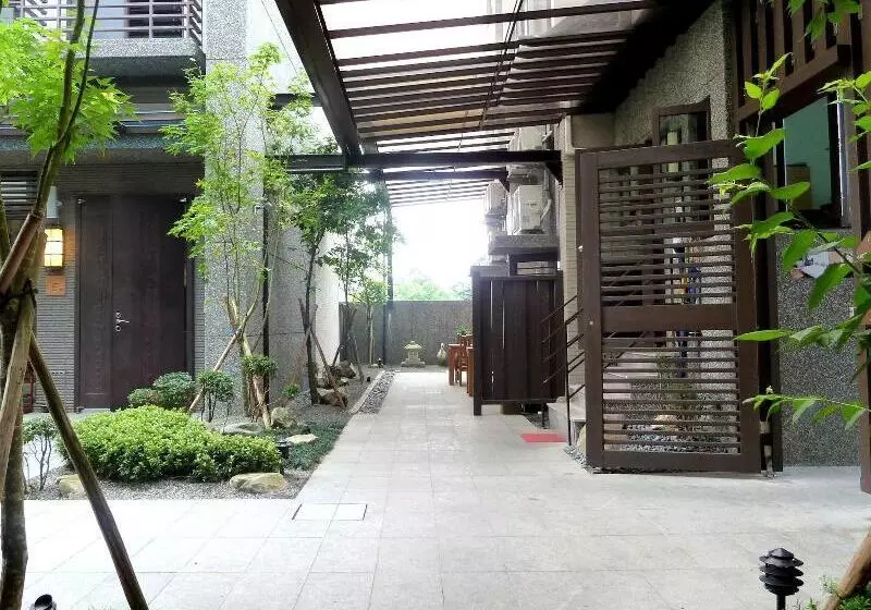 هتل Peace Area Hot Spring
