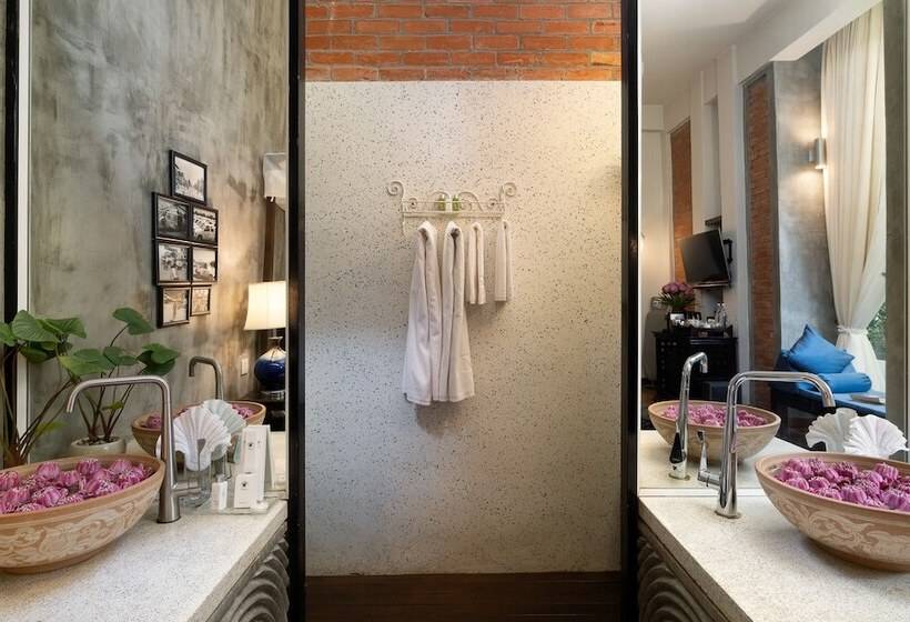 فندق Mane History Lovers