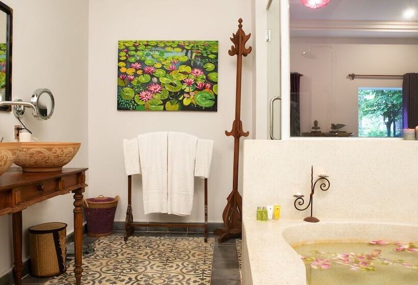 فندق Mane History Lovers