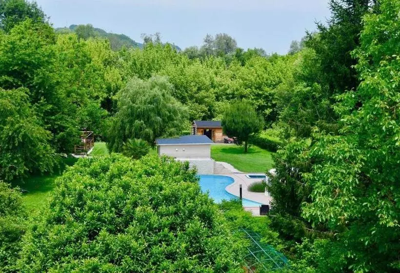 ペンション Domaine De Lacave