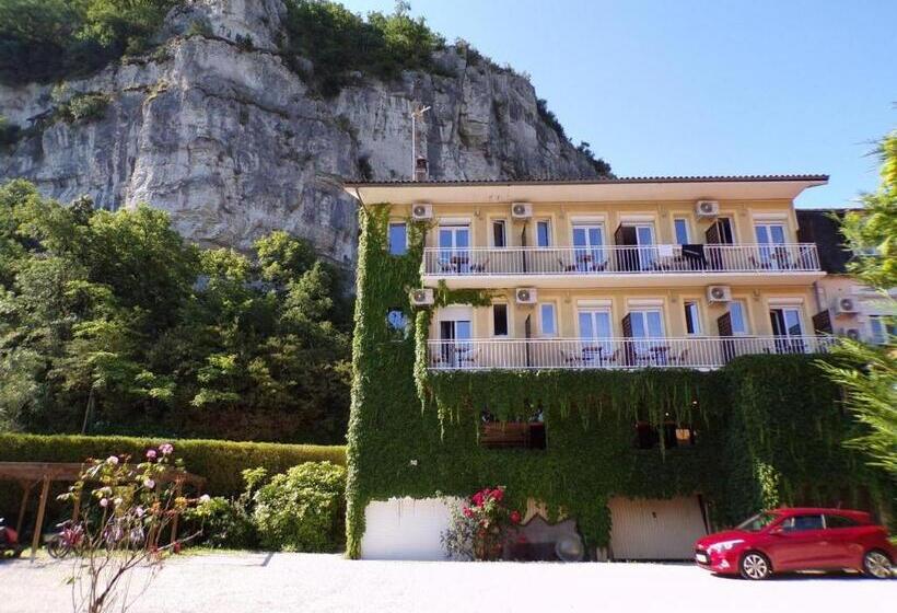 ペンション Domaine De Lacave