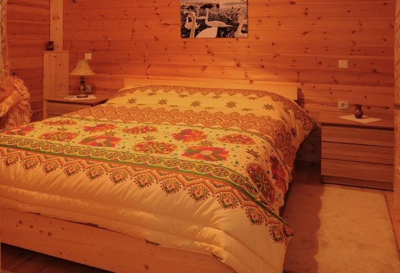 بنسيون Kastor Chalets