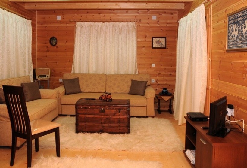 بنسيون Kastor Chalets