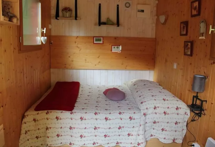 Majatalo Les Bruyères De Gaschon