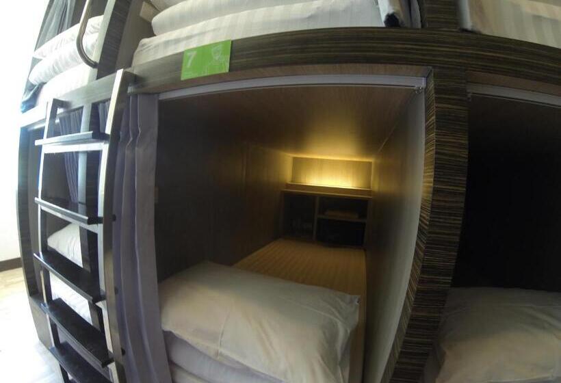 Walking Street Hostel