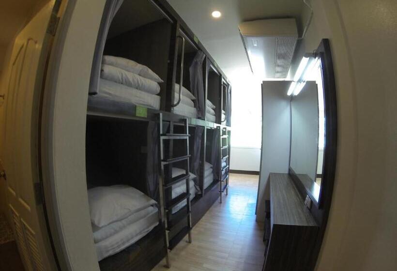 Walking Street Hostel