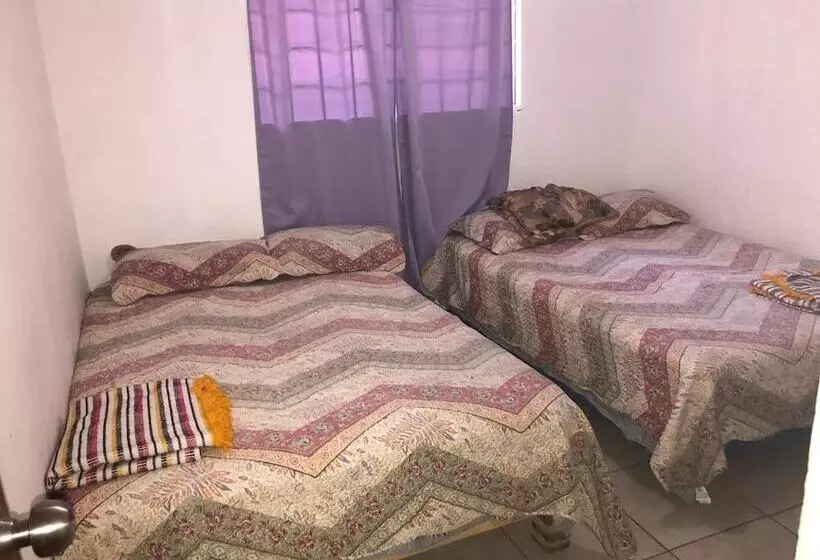 ペンション Blanquita Guesthouse