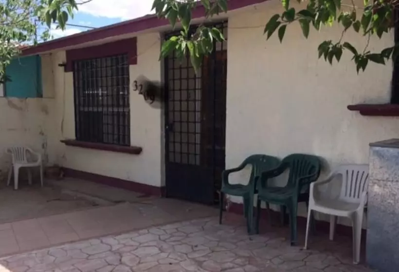 ペンション Blanquita Guesthouse