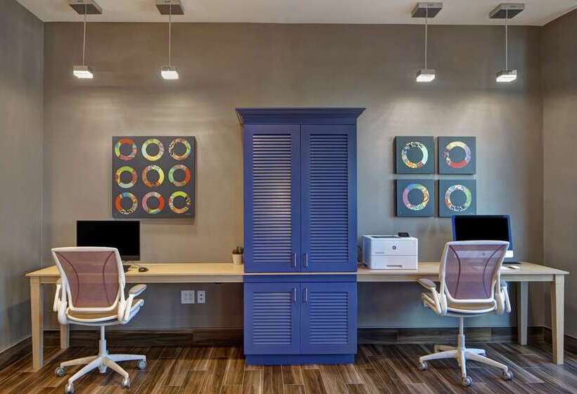 هتل Home2 Suites By Hilton Charlotte Uptown, Nc