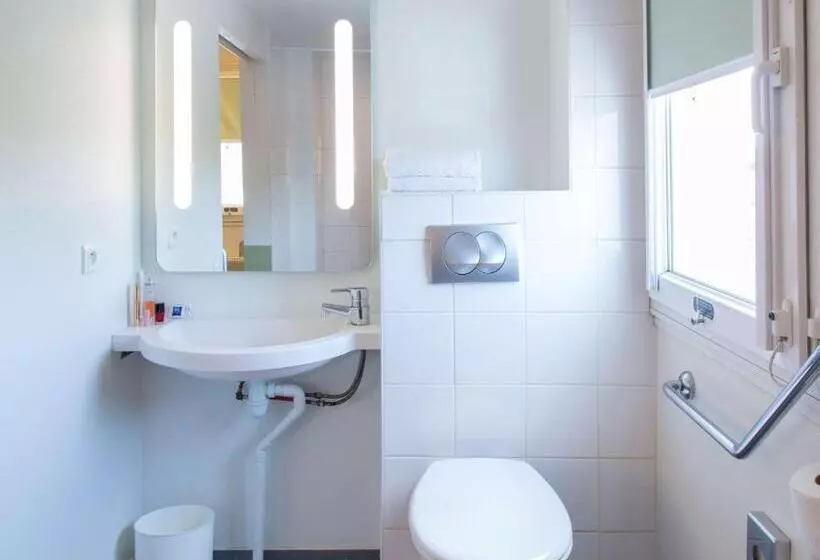 ホテル Ibis Budget Montpellier Sud Près D'arènes