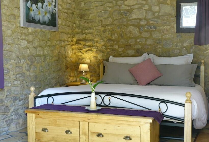 פנסיון Au Pre Des Sources