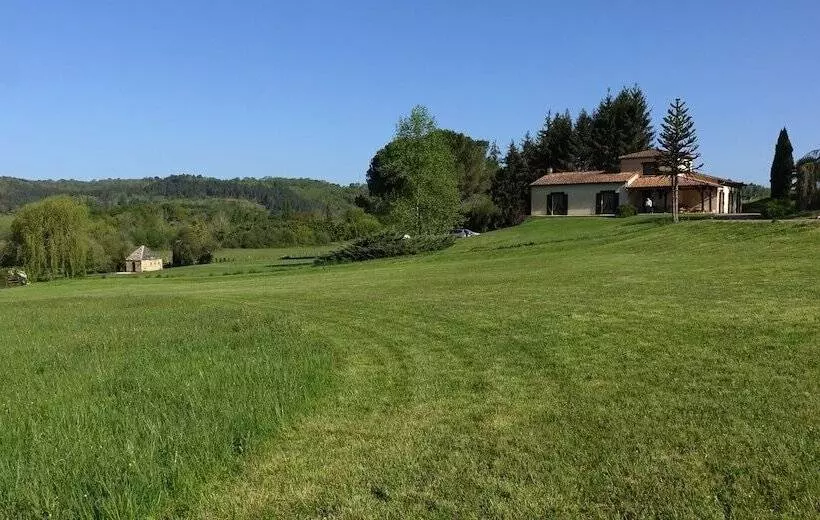 ペンション Au Pre Des Sources