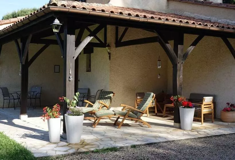 ペンション Au Pre Des Sources