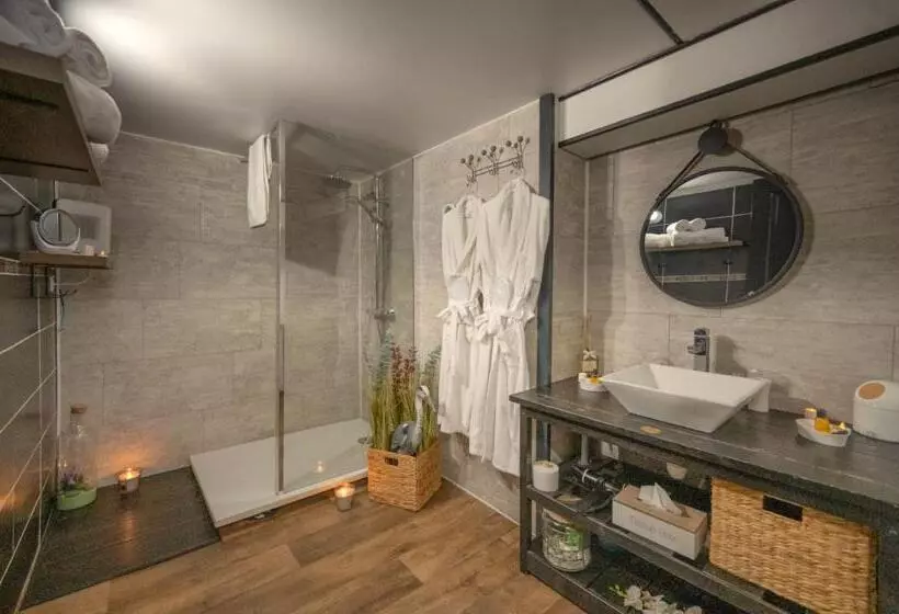 ペンション L Instant