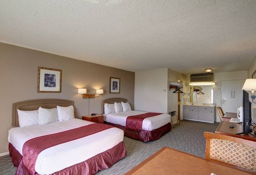 فندق Desert Hot Springs Spa