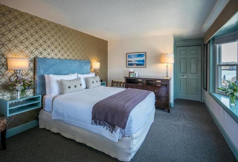 ホテル Dockside Inn