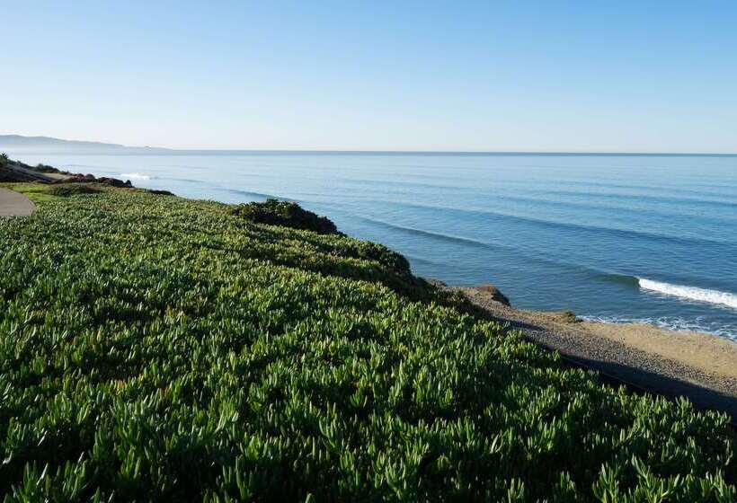 Отель Doubletree By Hilton San Diego   Del Mar