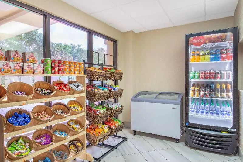 هتل Holiday Inn & Suites Boca Raton   North