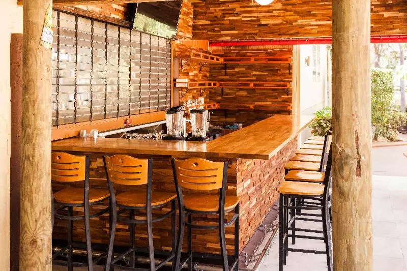 هتل Holiday Inn & Suites Boca Raton   North