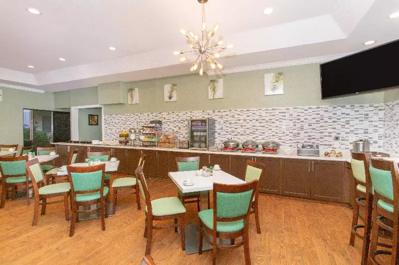 هتل Holiday Inn & Suites Boca Raton   North