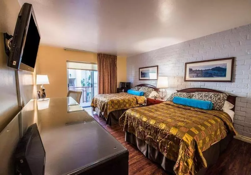 فندق على الطريق Hollywood Downtowner Inn