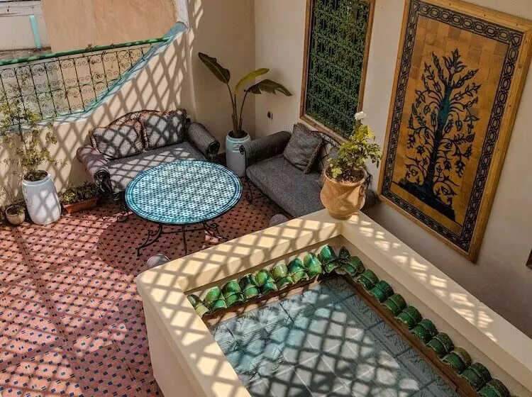 هاستل Riad El Blida