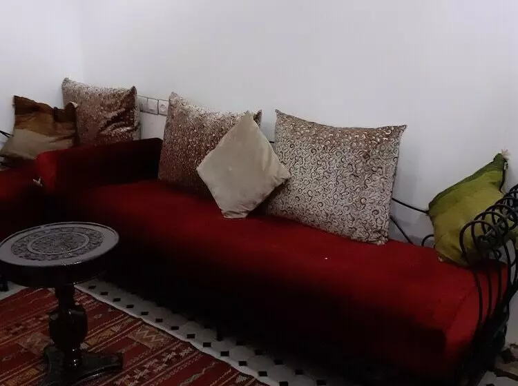 هاستل Riad El Blida