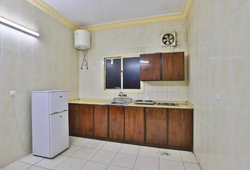 Oyo 236 Al Wethenani Apartment