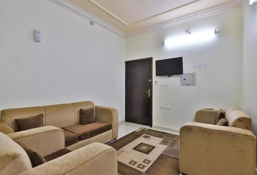Oyo 236 Al Wethenani Apartment