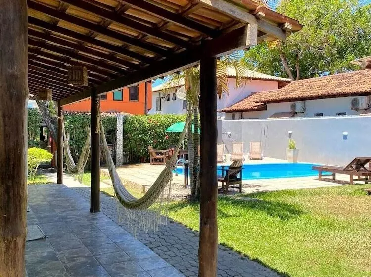 پانسیون Pousada Tropicália