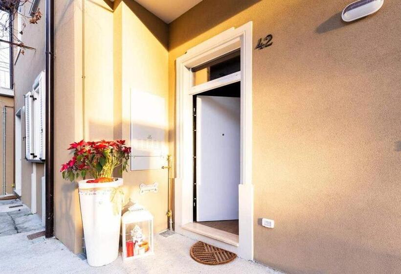 تختخواب و صبحانه Casa Aydée