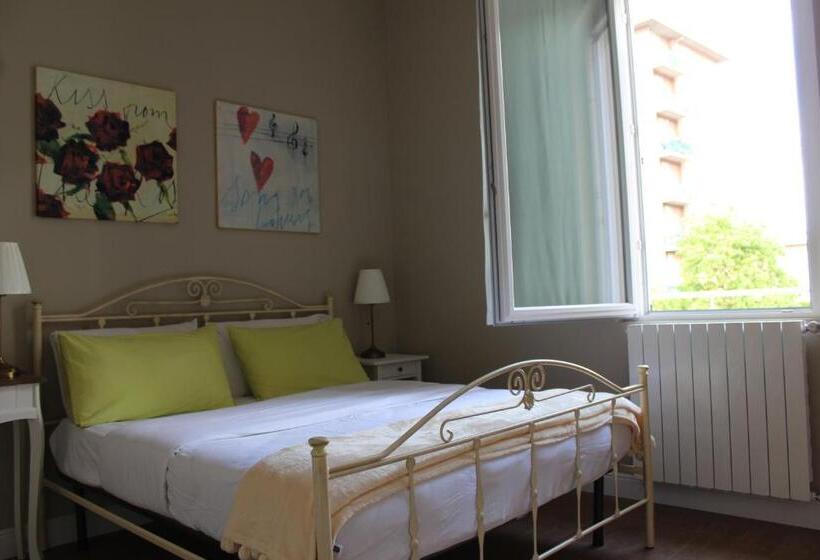 تختخواب و صبحانه Casa Aydée