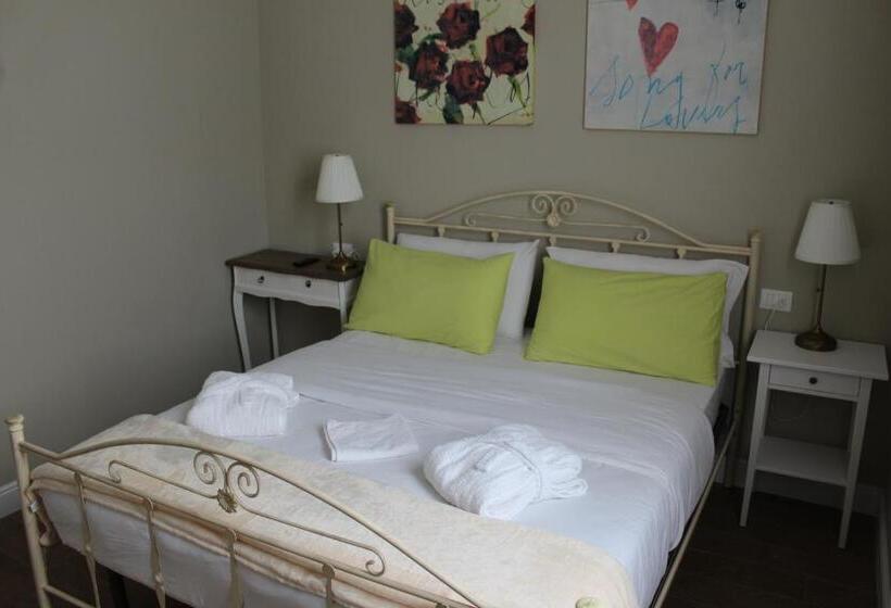تختخواب و صبحانه Casa Aydée