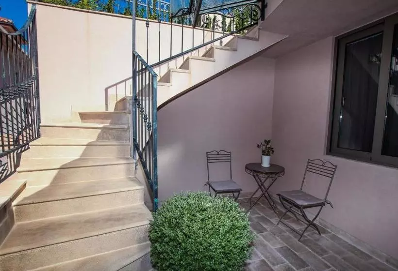 پانسیون Villa Nautica