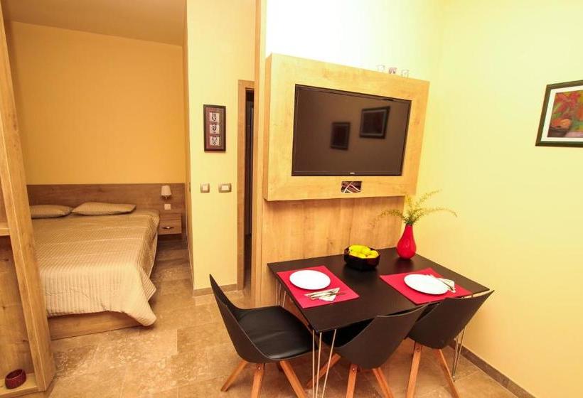 پانسیون Villa Nautica