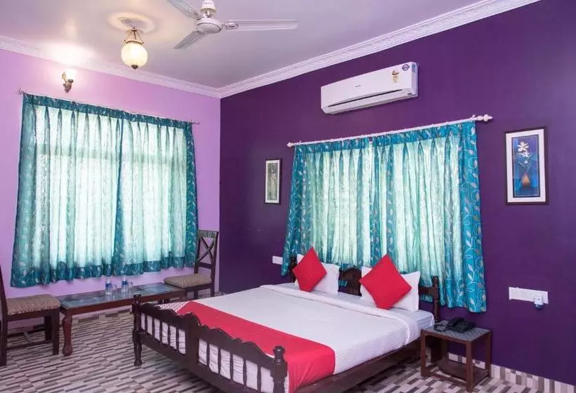 Hotel Manwar
