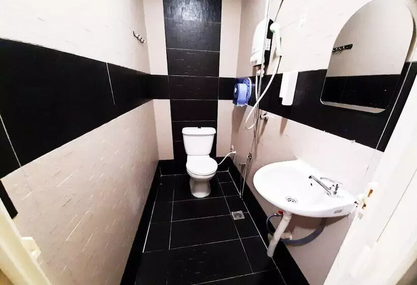 ホテル Mn Ferringhi Inn