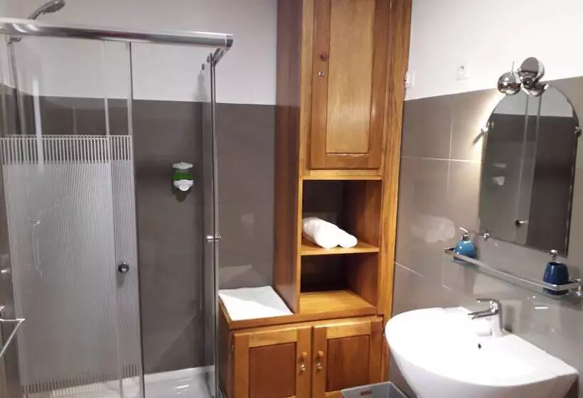 پانسیون Lodje