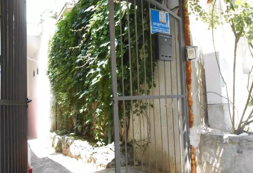 Apartments & Hostel Zdrava Hrana