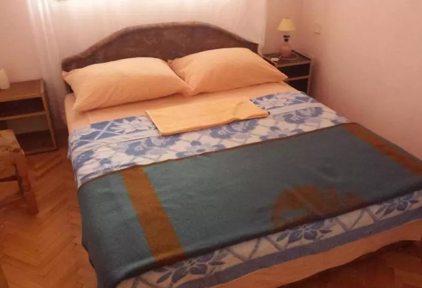 Apartments & Hostel Zdrava Hrana