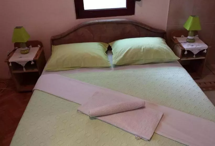 Apartments & Hostel Zdrava Hrana