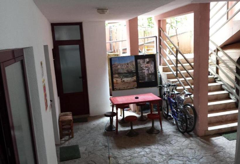 Apartments & Hostel Zdrava Hrana