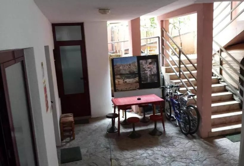 Apartments & Hostel Zdrava Hrana