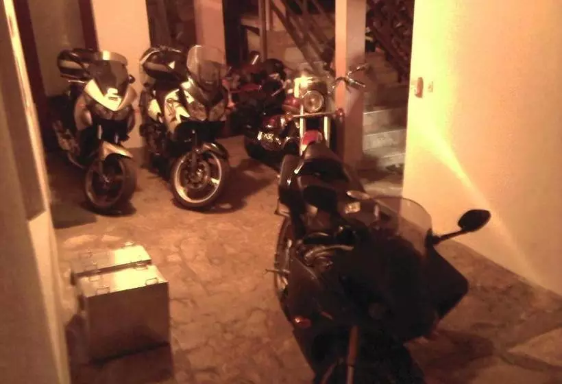 Apartments & Hostel Zdrava Hrana