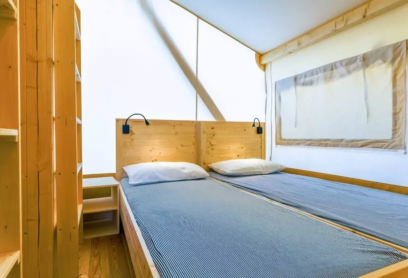 هتل Camping Marelago