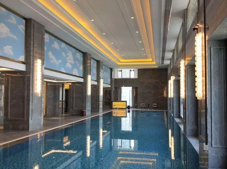 Hotelli Ramada Plaza By Wyndham Wenzhou