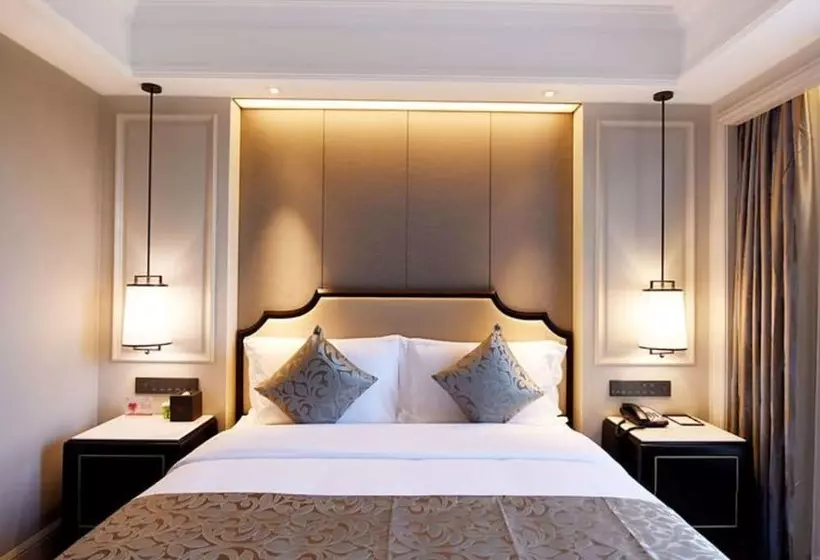 Hotelli Ramada Plaza By Wyndham Wenzhou