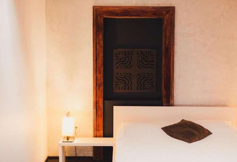 Vendi Grand Square Residence